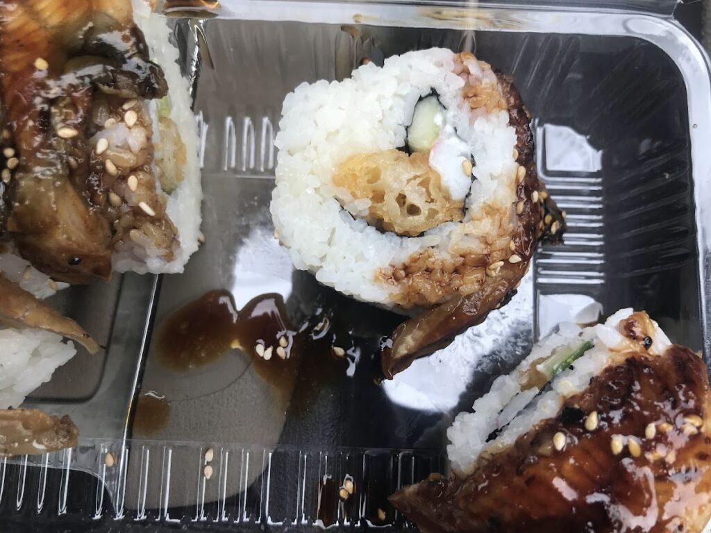 Aloha Pantry & Sushi Photo 6